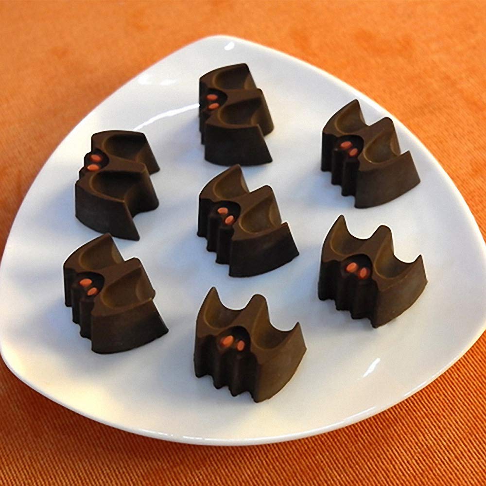 4Pcs/Set Halloween Chocolate Candy Molds - Bat, Pumpkin, Witch Hat, Ghost, Skull Silicone Jello Fat Bomb Molds - Mini Soap, Wax, Crayon Melt Mould, Ice Cube Trays - Halloween Party Favor Supplies