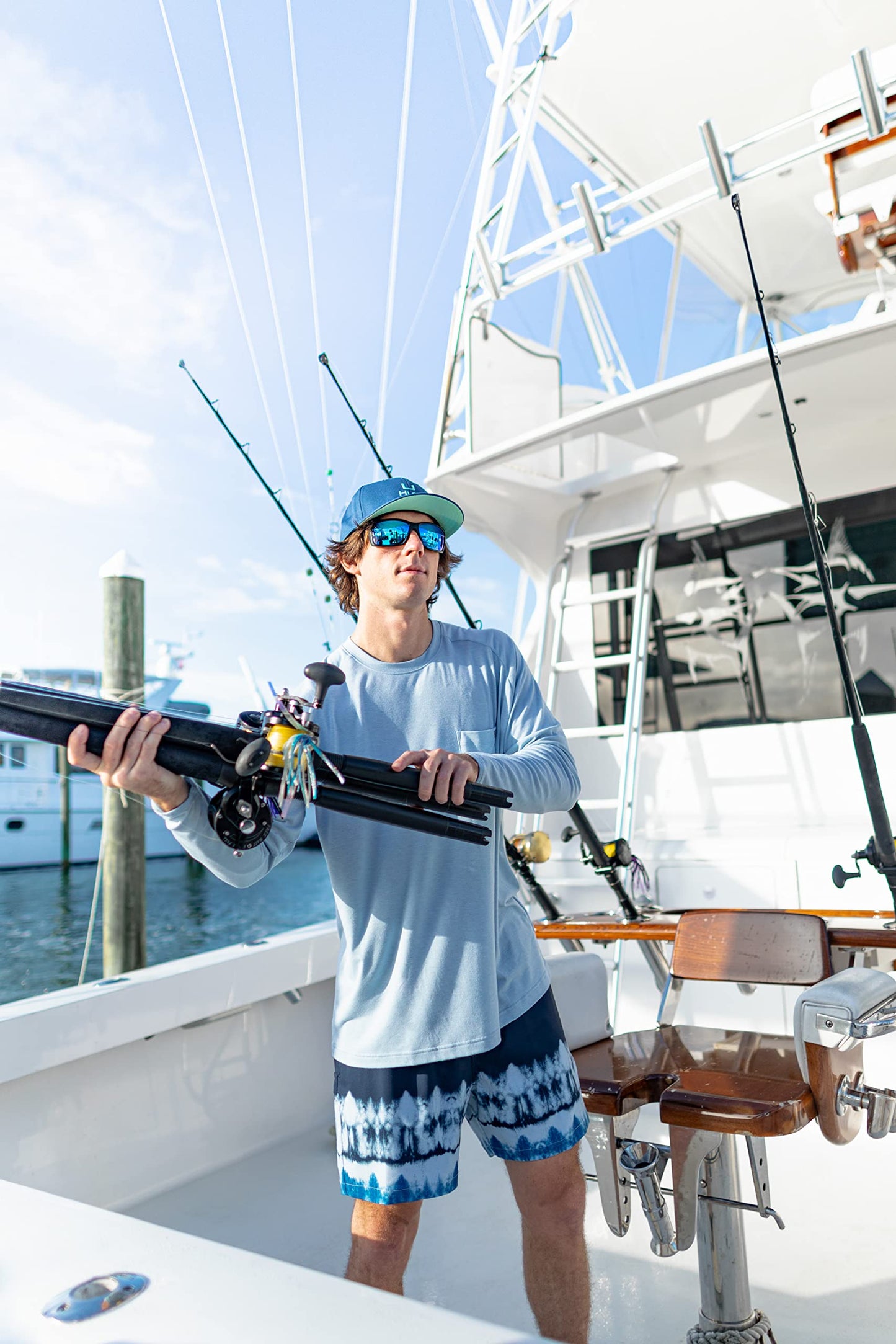 HUK, Polarized Lens Eyewear with Performance Frames, Fishing, Sports & Outdoors Sunglasses Oval, (Spearpoint) Blue Mirror/Matte Black, Medium/Large