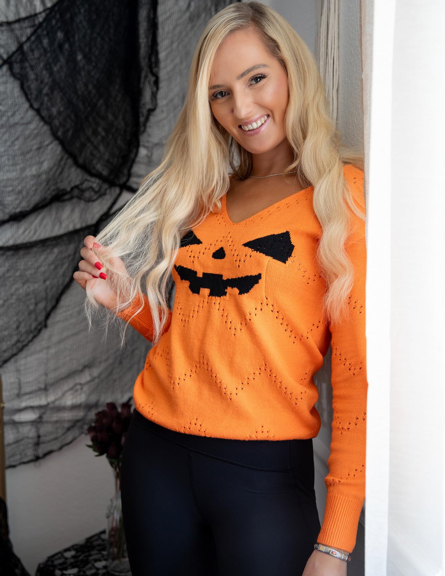 Zeagoo Halloween Sweaters for Women Crochet V Neck Long Sleeve Tops Soft Thin Lightweight Pullover Sweater Tops XL