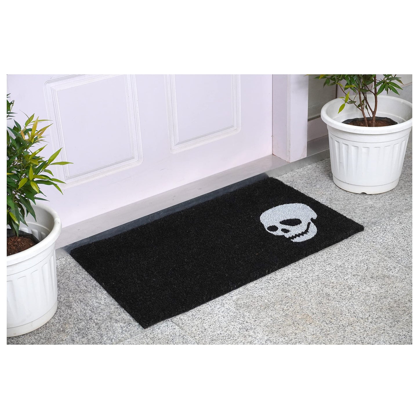 Calloway Mills 153601729 White Skull Doormat, 17" x 29", Black/White