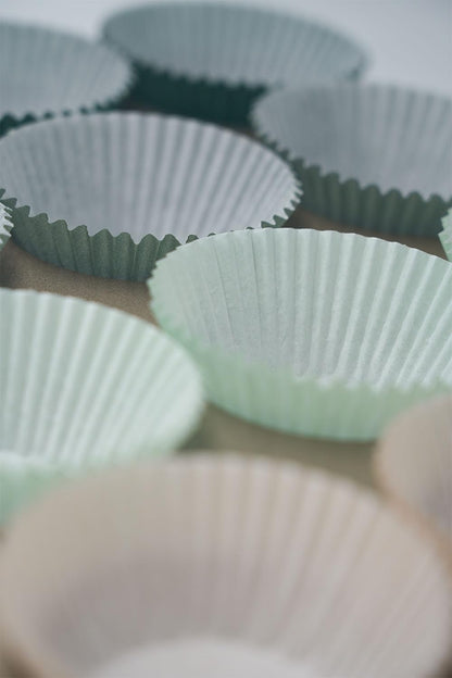 Bake Choice Cupcake Liners 200 Pcs Muffin Liners Standard Cupcake Wrappers, CupCake Liners, Food Grade Cupcake Liners, Greaseproof Parchment Muffin Liners Calyx Series