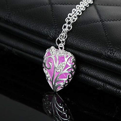 Aimimier Luminous Heart Necklace Halloween Fluorescent Stone Necklace Glow in The Dark Accessories for Women (Purple)