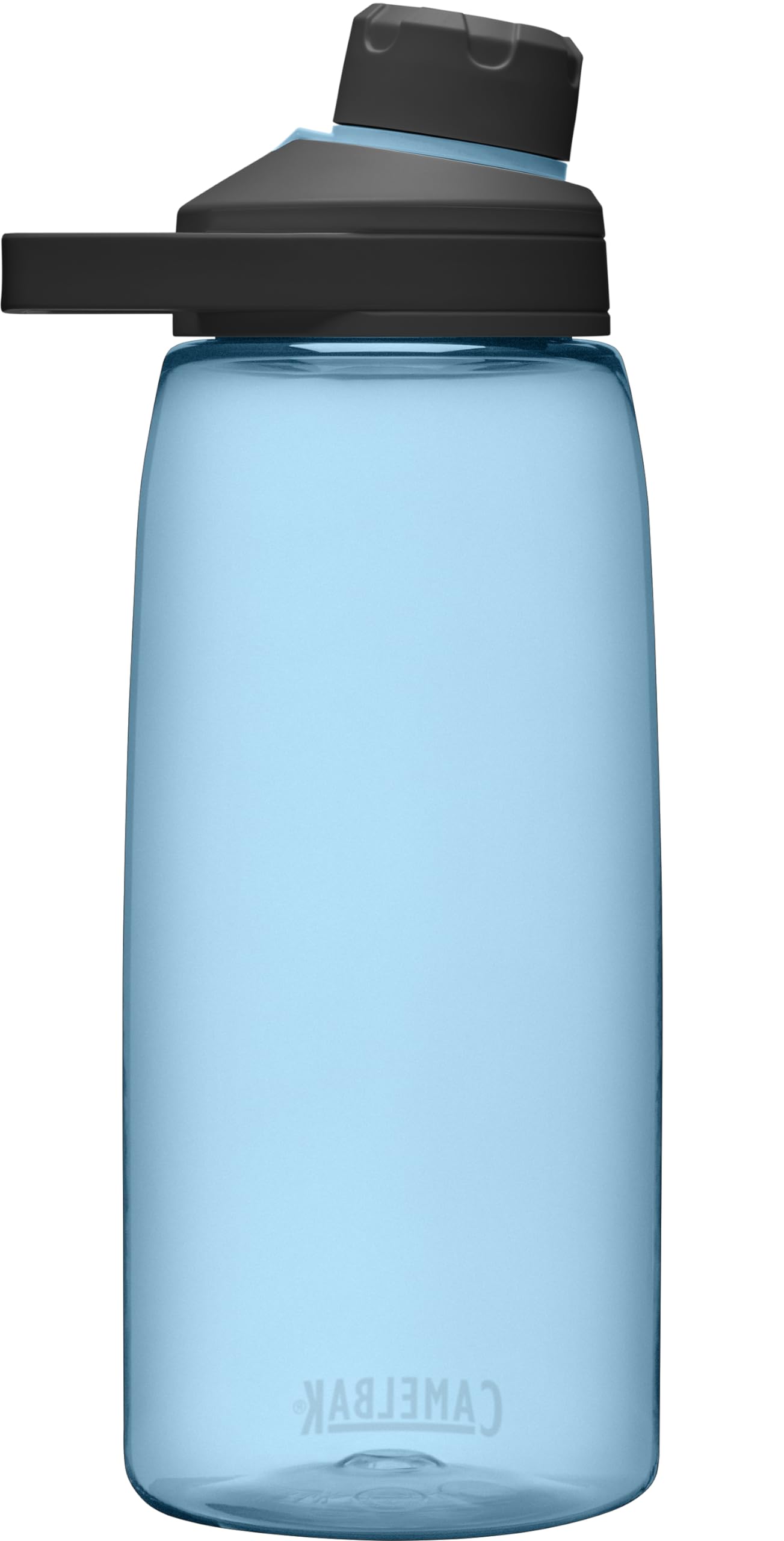 CamelBak Chute Mag BPA Free Water Bottle with Tritan Renew - Magnetic Cap Stows While Drinking, 32oz, True Blue