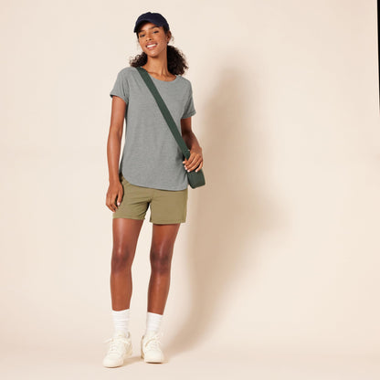 Amazon Essentials Women's Studio Relaxed-Fit Lightweight Crewneck T-Shirt (Available in Plus Size), Medium Grey Heather, Large