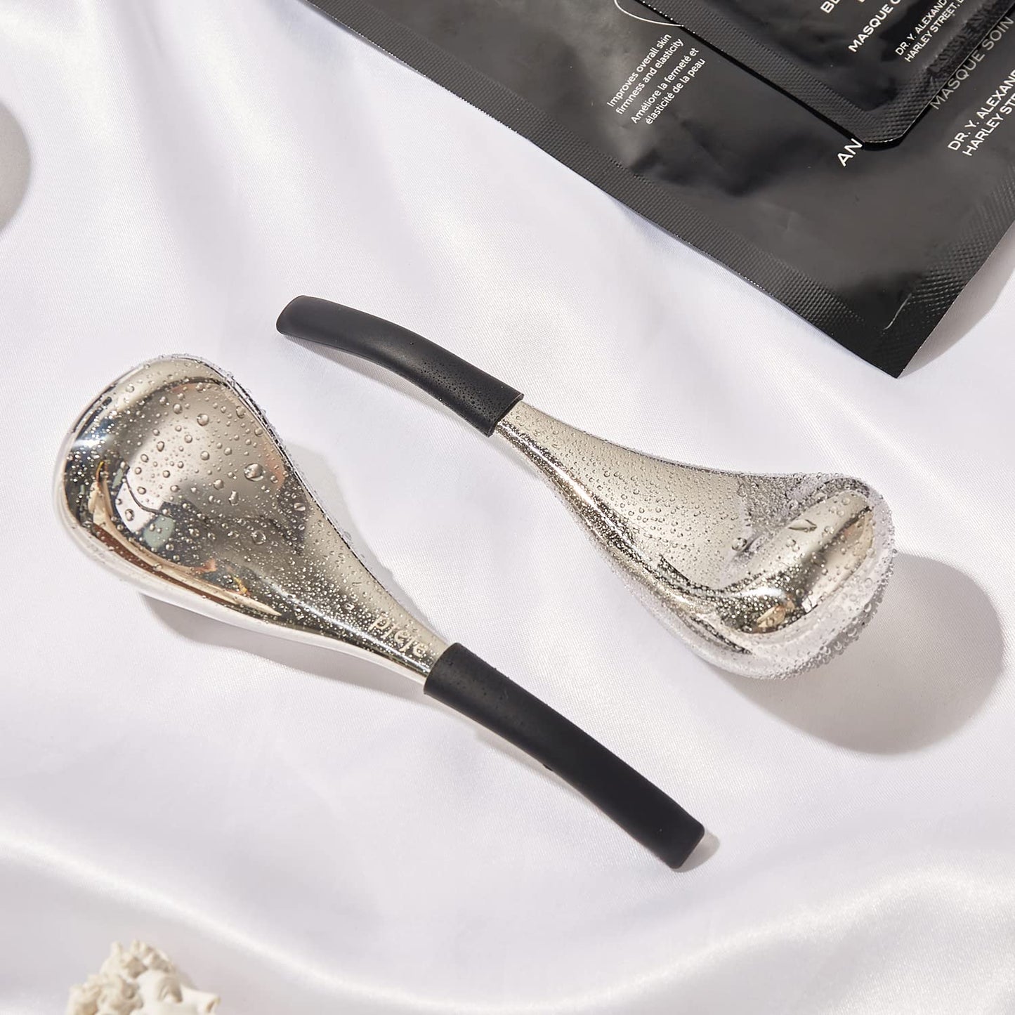 Ice Globes Facial Skin Care Tools for Women Face Eyes, Stainless Steel Face Beauty Cryo Sticks for Girls Ladies, Cooling Massage Spa Globes with Storage Case