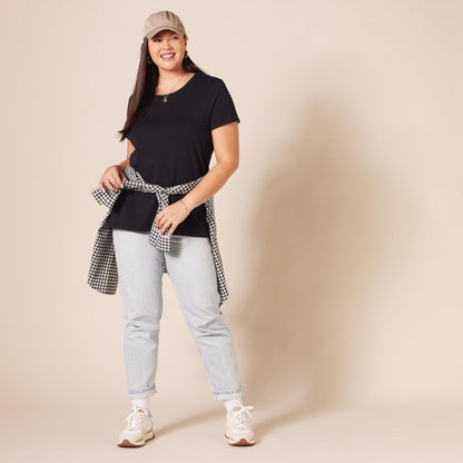 Amazon Essentials Women's Regular-Fit Short-Sleeve Crewneck T-Shirt, Pack of 2, Black, Large