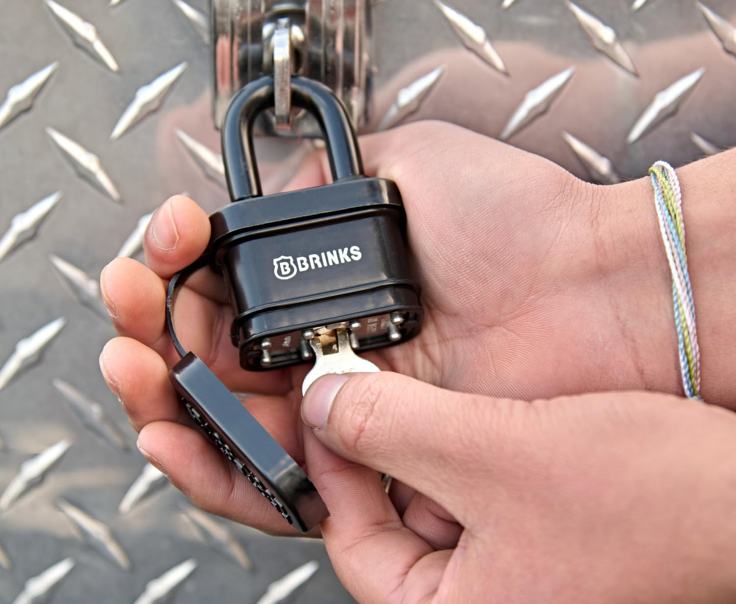 BRINKS - 40mm Laminated Steel Weather Resistant Padlock - Vinyl Wrapped and Chrome Plated with Hardened Steel Shackle(Color May Vary)