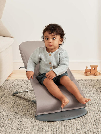 BabyBjörn Bouncer Bliss, Sand Gray, Woven, Classic Quilt | 2-in-1 Adjustable Baby Bouncer Seat and Toddler Chair, Newborn to Toddler (8-29 lbs), 4 Positions, Lightweight & Portable
