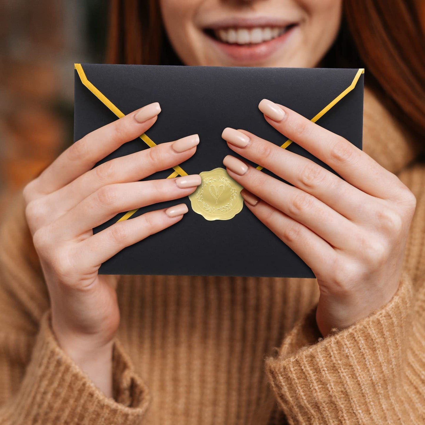 50 Pcs A7 Envelopes 5 x 7 Card Envelopes V Flap Mailer with Gold Border for Office Wedding Invitation Cards Graduation Baby Shower Greeting Cards(Black)