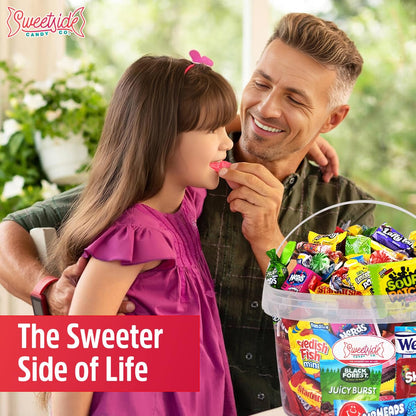 Bulk Candy Variety Pack - Assorted Box - Gift for Birthday Party, Kids, College Students & Adults (4 Pound)