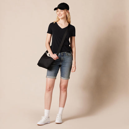 Amazon Essentials Women's Regular-Fit Short-Sleeve V-Neck T-Shirt, Pack of 2, Black/White, X-Small