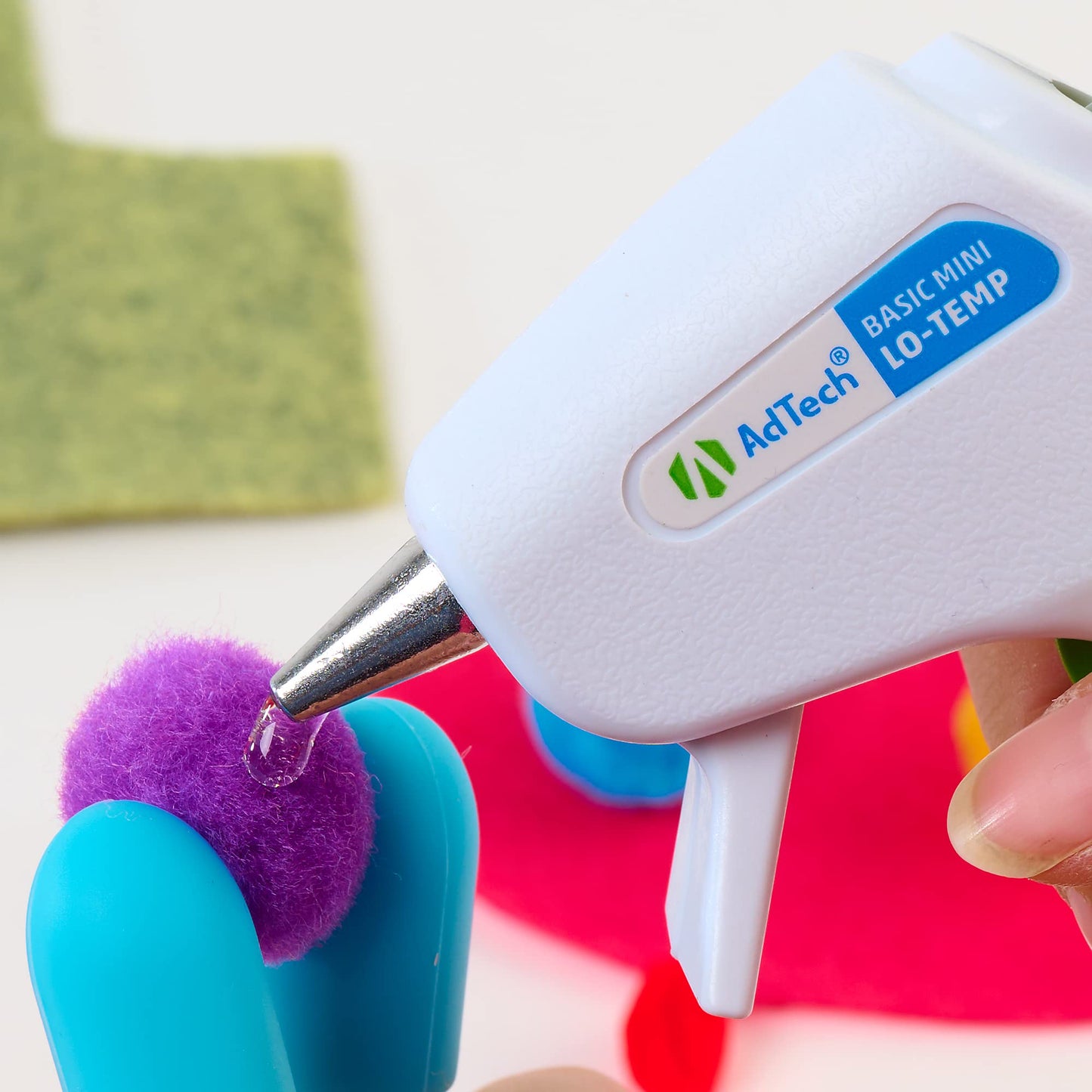 AdTech Hot Glue Sticks, 4 Inch Mini Size, Clear (550 Sticks) | Multi-Temperature, Quick Bonding for Crafting, DIY & School Projects | Fits Mini Glue Guns | Made in the USA