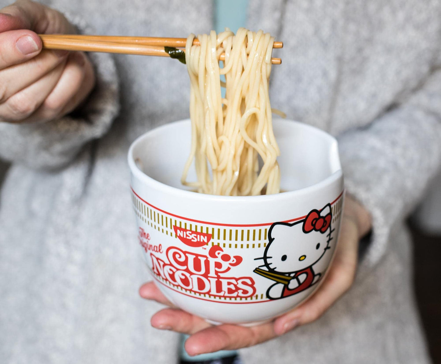 Hello Kitty Cup Noodles Japanese Ceramic Dinnerware Set | Includes 20-Ounce Ramen Bowl and Wooden Chopsticks | Asian Food Dish Set For Home Kitchen | Kawaii Anime Gifts, Official Sanrio Collectible