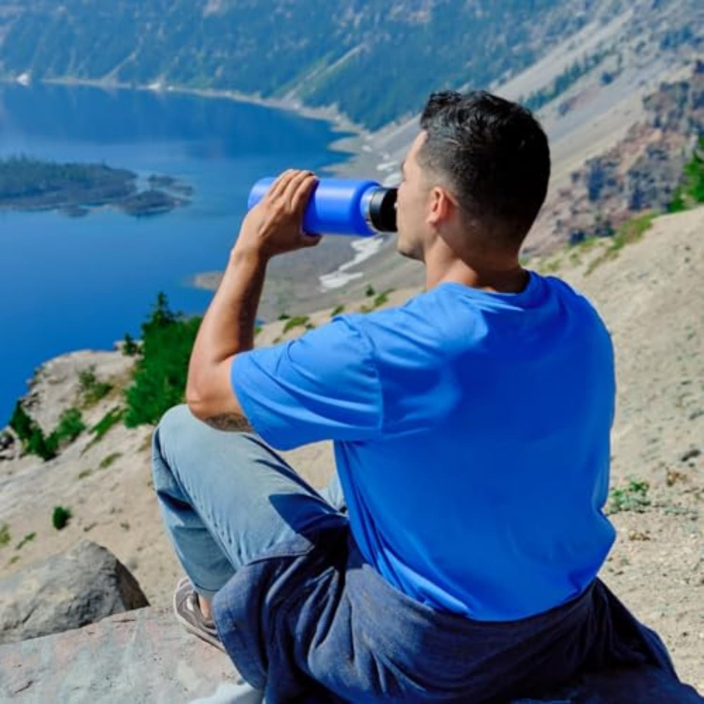 Hydro Flask Water Bottle - Insulated Stainless Steel - Wide Mouth Chug Lid, Non Spill, Leakproof in 32 Oz Cascade Blue