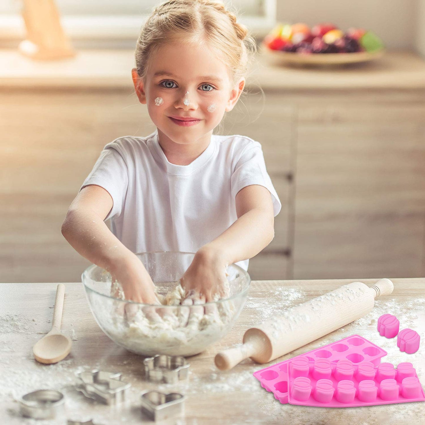 4 Pieces 3D Fall Candy Molds Halloween Pumpkin Candy Mold Thanksgiving Maple Leaf Shaped Fall Candy Chocolate Mold Ice Cube Tray for Halloween Candy Muffin Chocolates Cake Soap, Candle