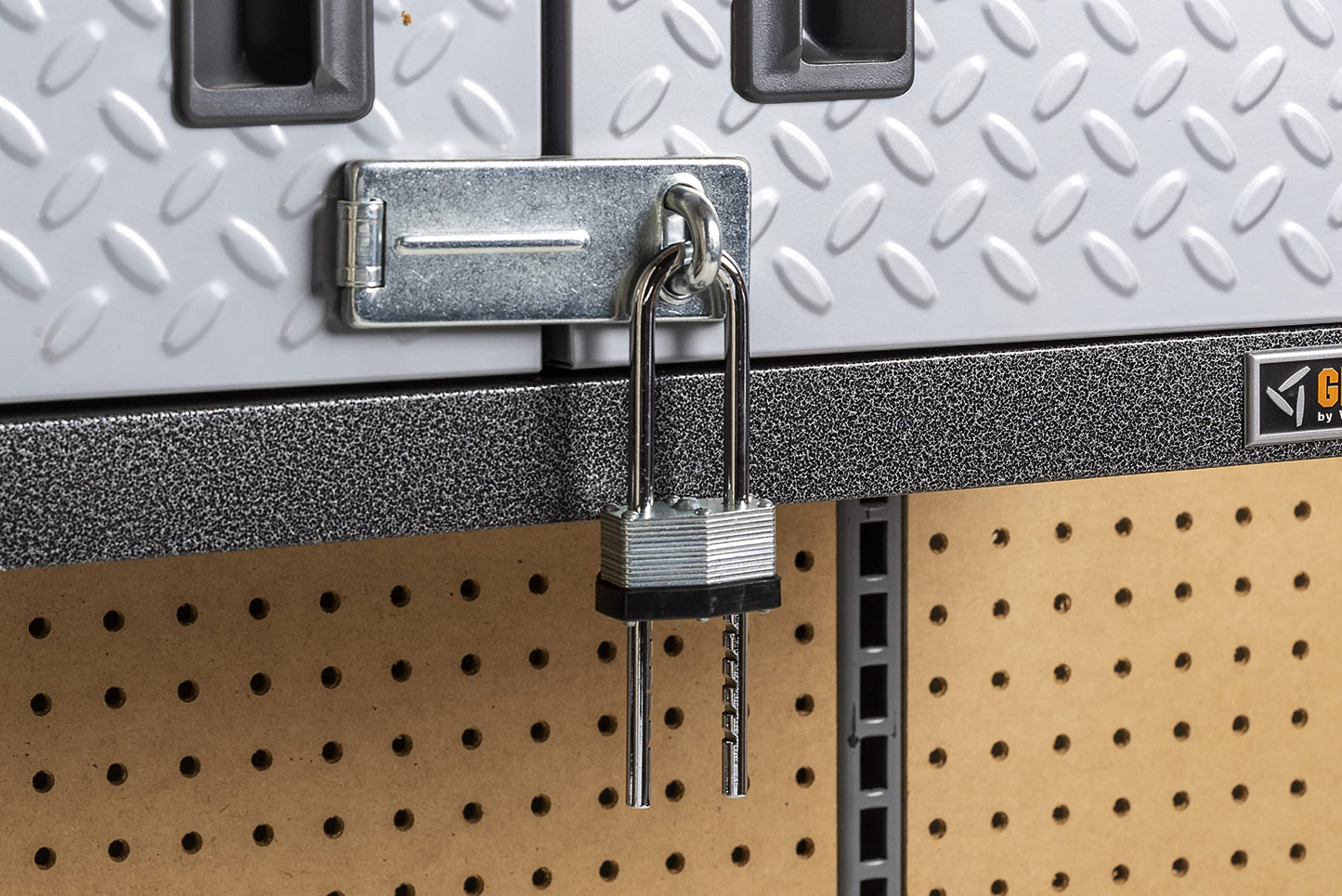 BRINKS - 44mm Laminated Steel Keyed Padlock with Adjustable Shackle - Chrome Plated with Hardened Steel Shackle