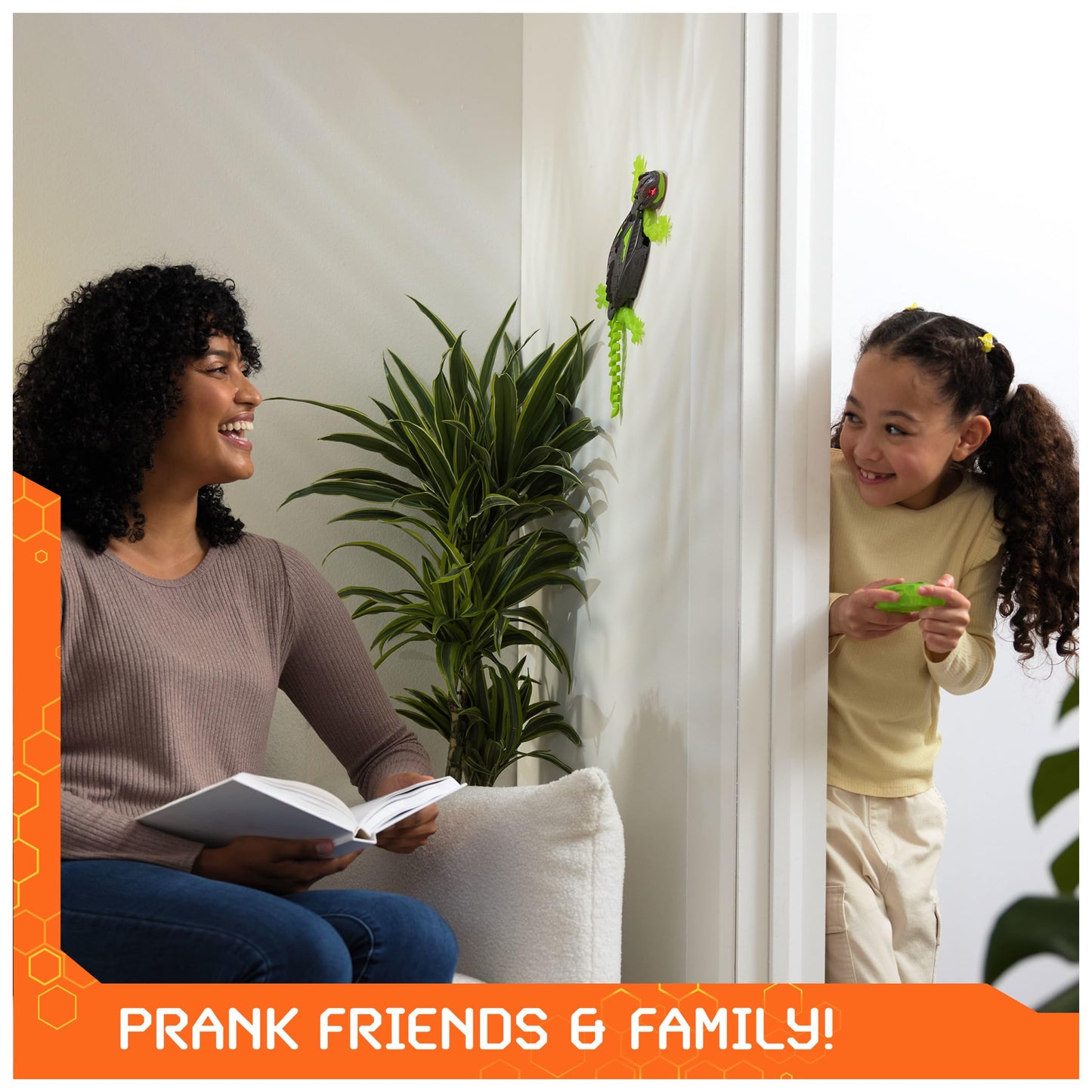 HEX BOTS Wall Crawler Gecko, Rechargeable Remote Control Robot Kids Toys, Climbs up Walls, RC Robot Toys for Boys & Girls Ages 4 & Up