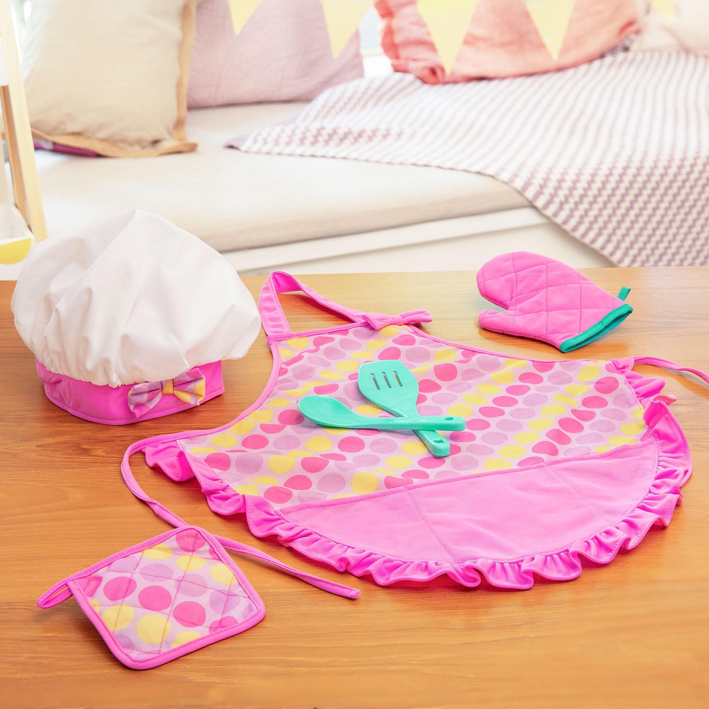 Battat – Play Circle – Kitchen toys For Toddlers – Baking Set – Chef'S Hat & Apron – Pretend Play – 3+ Years