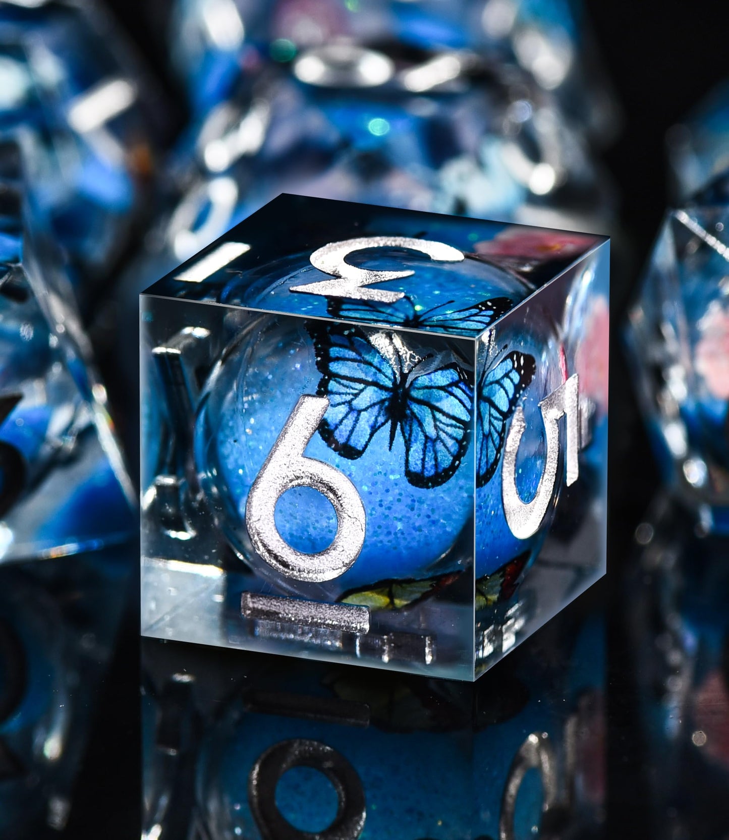 AUSTOR Liquid Core Butterfly Resin DND Dice Set, 7-Die Glow in The Dark Dice Sharp Edge Polyhedral Dice Luminous Dice Role Playing Dice for Dungeons and Dragons RPG MTG Table Games