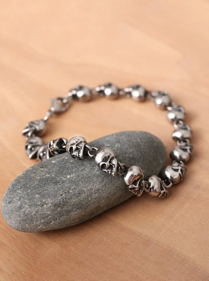 HAQUIL Stainless Steel Skull Bead Linked Bracelet for Men and Women, Skull Jewelry Gift (AD)