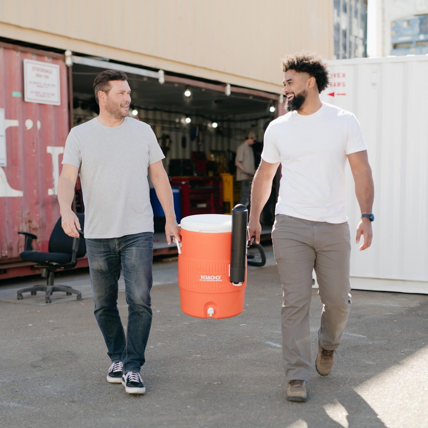 Igloo 10 Gallon Portable Sports Cooler Water Beverage Dispenser with Flat Seat Lid, Insulated Beverage Dispenser, Orange/White