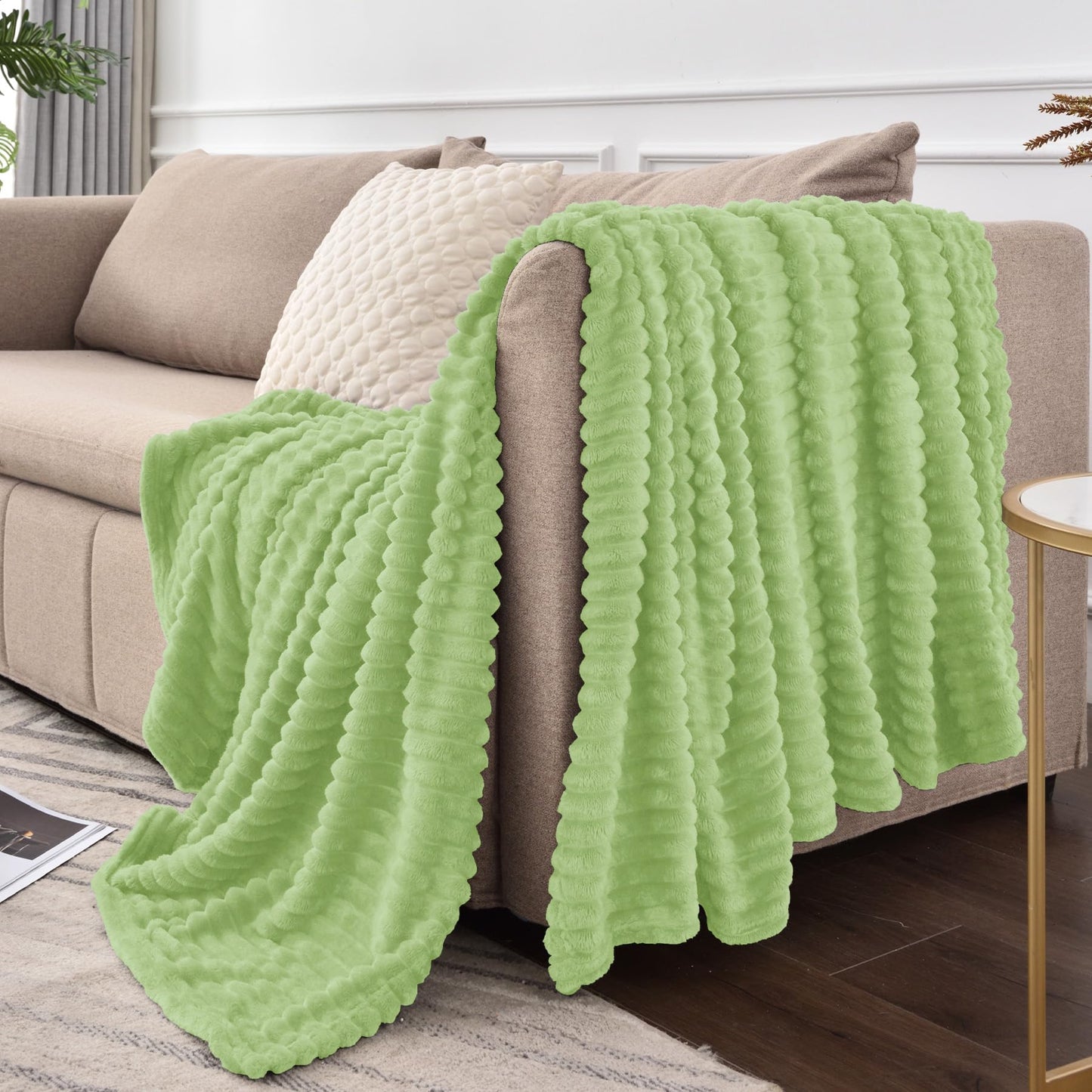 BEDELITE Sage Green Throw Blanket for Couch, 3D Ribbed Jacquard Soft & Cozy Fleece Blanket, Fluffy, Plush Lightweight Spring Throw Blankets for Picnic, Travel, 50x60 Inches