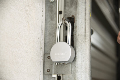 BRINKS Heavy Duty Padlock with Key, 64 mm Commercial Solid Steel with Boron Shackle for Secure Entry, Keyed Padlocks