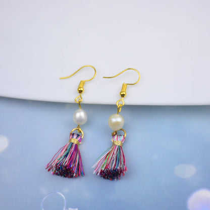 Aokbean 100 pcs Tassel Multi-Colors Mini Tiny Handmade Craft Tassels Charms with Golden Jump Ring for Earring Jewelry Necklace Making Accessories Other Arts DIY Supplies (Mixed)