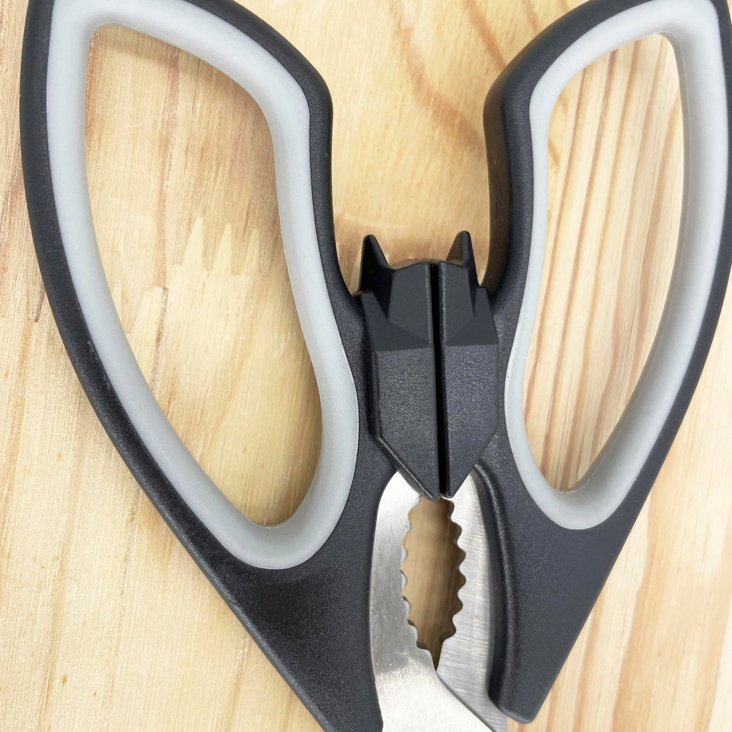 Bat Cat Large Handles Kitchen Ambidextrous Scissors for Women, Large Grip Openings Utensils, Halloween Kitchen Accessories for Vegetables Meat Cutting, Comfortable Ergonomic Fit for Office