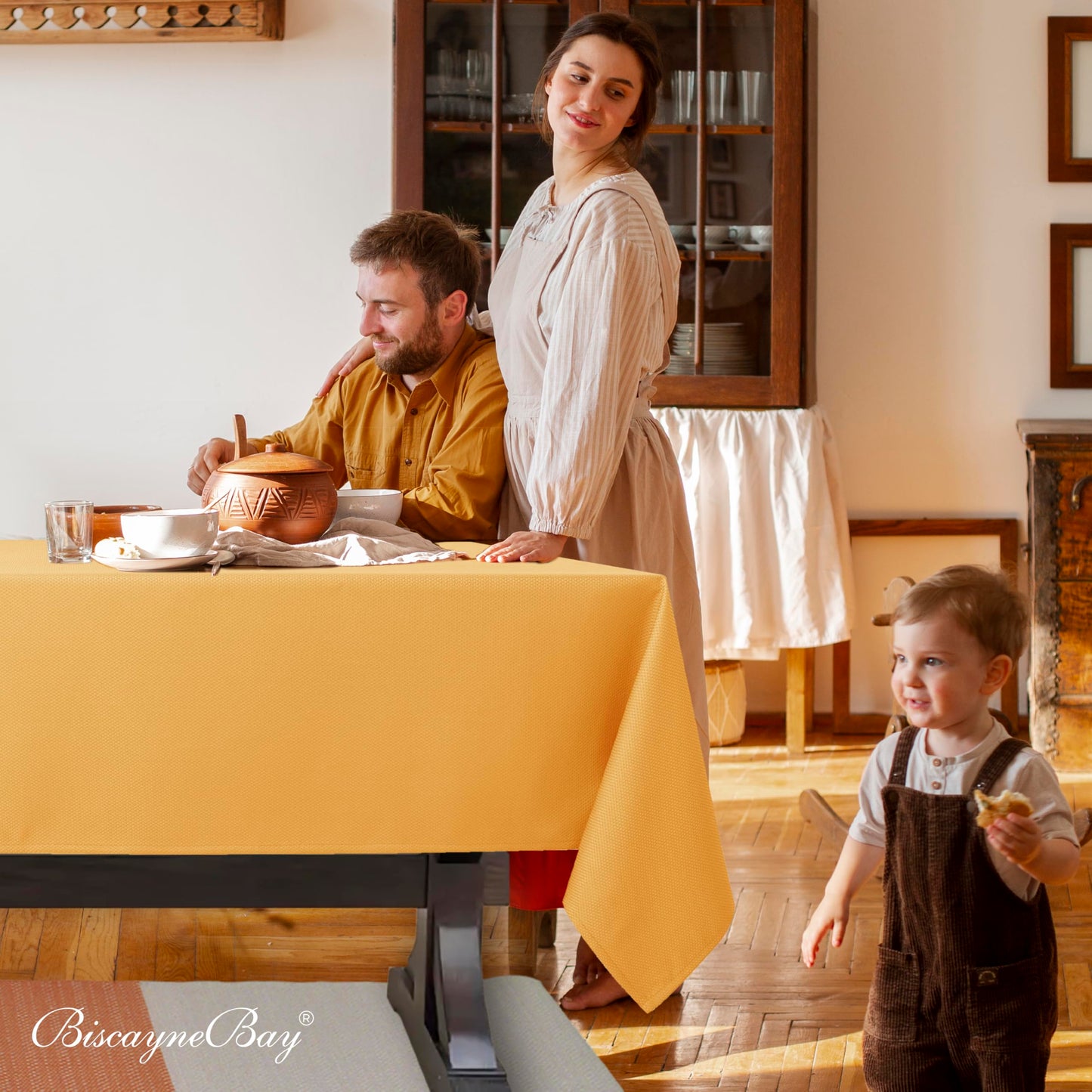 Biscaynebay Fall Tablecloth Textured Fabric 70x120 Inch Rectangular, Fall Gold Thanksgiving Autumn Harvest Water Resistant Fabric Tablecloths for Kitchen, Dining, Wedding, Parties Machine Washable