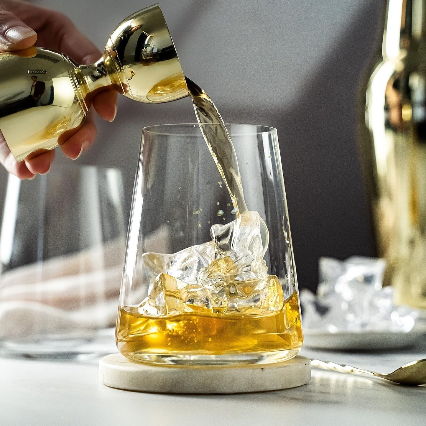 BENETI Drinking Glasses set of 6 | Premium 17oz Highball Glass Cups For Water, Juice, Cocktail, and Wine, Modern and Durable Crystal Glasses