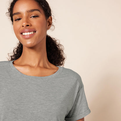 Amazon Essentials Women's Studio Relaxed-Fit Lightweight Crewneck T-Shirt (Available in Plus Size), Medium Grey Heather, Large