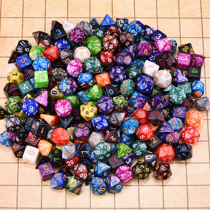 Amiven DND RPG Dice Sets 30 x 7 Polyhedral Dice (210pcs) for Dungeons and Dragons Tabletop Role Playing Adventure Games, with a Large Drawstring Bag