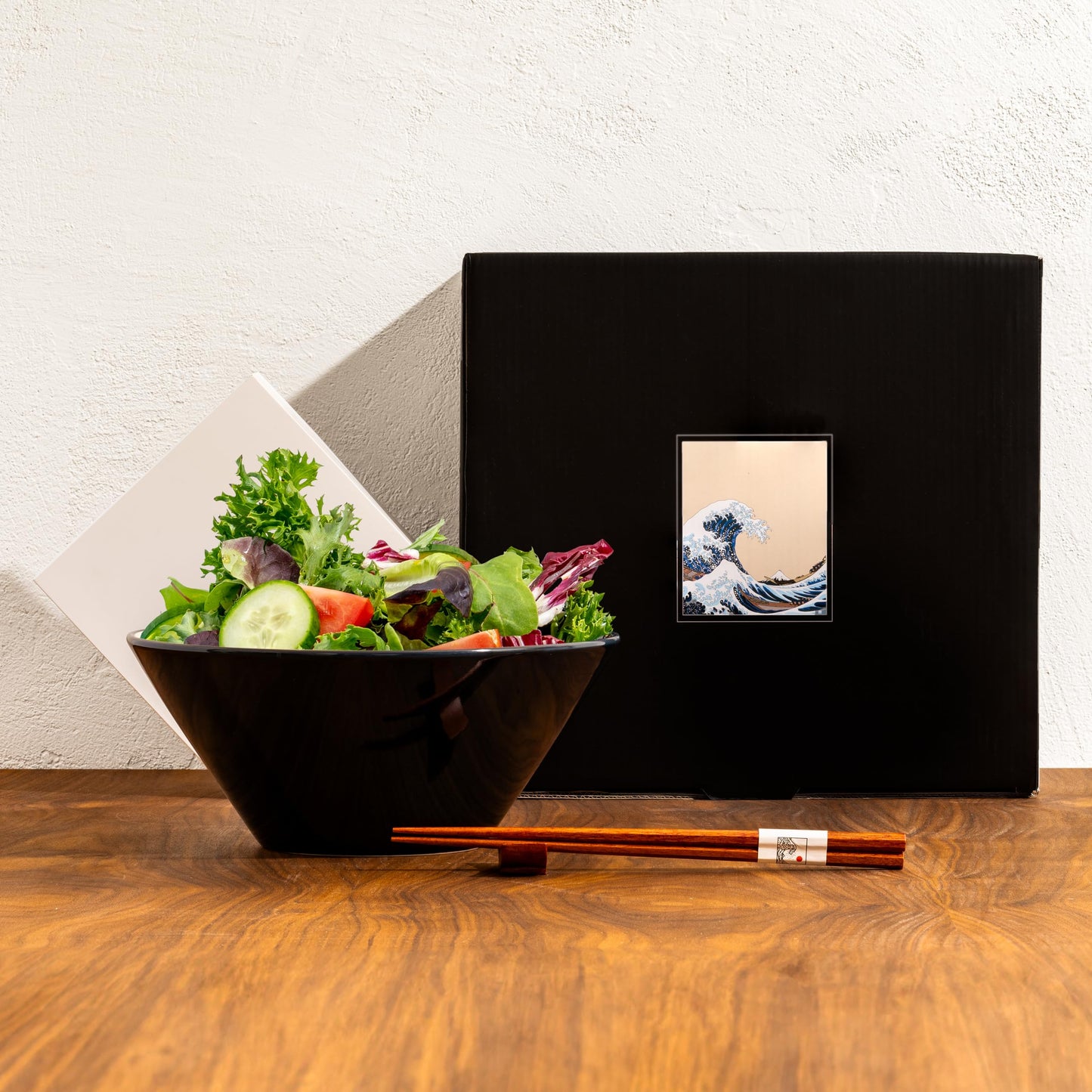 BICETTO Japanese Ramen Bowl Set with Great Wave Design - 60oz Large Ceramic Bowls, Spoons, Chopsticks for Ramen, Pho, Salad, Poke - Premium Gift for Ramen Lovers - Microwave & Dishwasher Safe