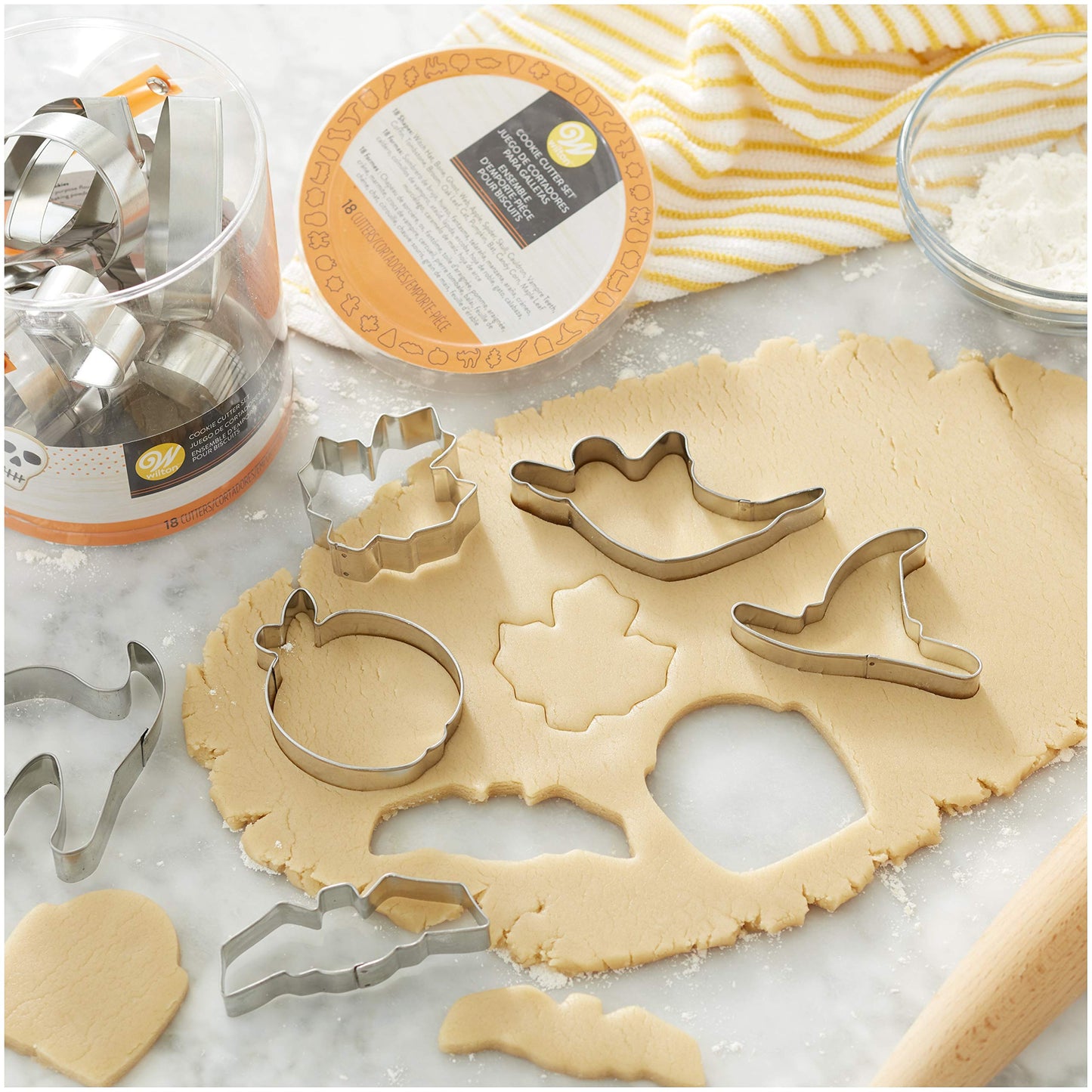 Wilton Halloween Cookie Cutter Set, 18-Piece