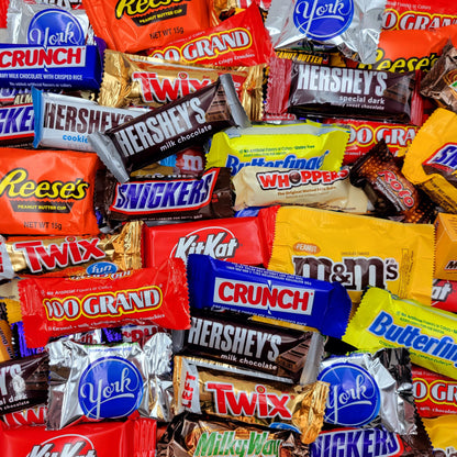 Assorted Halloween Chocolate Candy Variety Pack - 5lb Chocolate Trick or Treat Candy Individually Wrapped - Bulk Chocolate Assortment Great for Party Favors, Sharing and Snacking - Chocolate Candy Bulk Pack - 5 Pounds