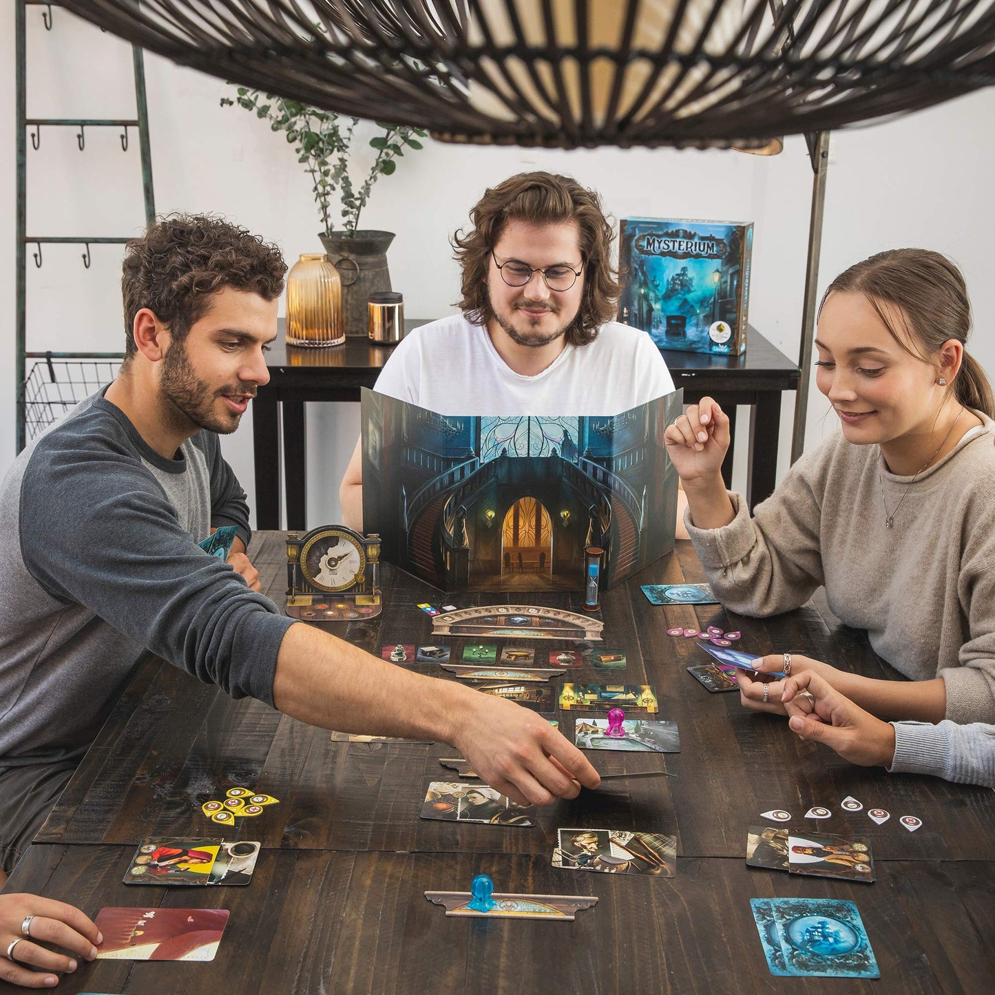 Asmodee Mysterium Board Game - Enigmatic Cooperative Mystery Game with Ghostly Intrigue, Family Fun for Kids & Adults, Ages 10+, 2-7 Players, 42 Minute Playtime