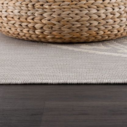 CAMILSON Outdoor Rug 5x7 Modern Area Rugs for Indoor and Outdoor Patios and Porches - Waterproof, Washable, Non-Shedding, Easy-to-Clean Outside Carpet (5 x 7, Medallion - Grey/White)