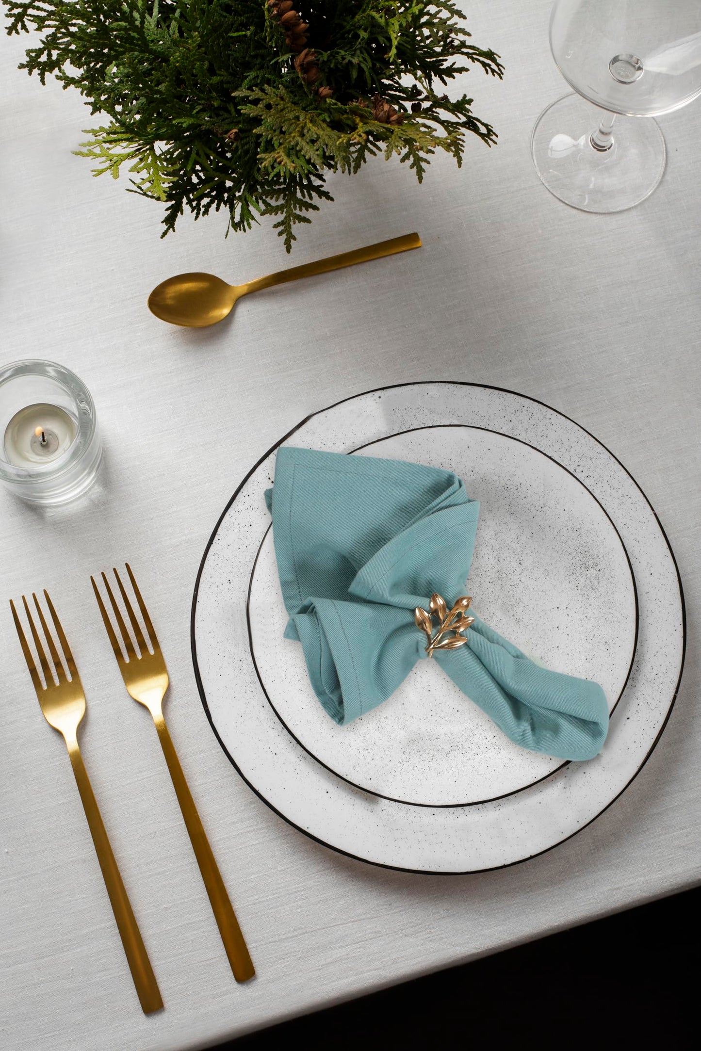 ACCENTHOME Cloth Napkins Set of 12 18x18 inch 100% Cotton Dinner Napkin Washable Hotel Quality Reusable Kitchen & Table Linen for Fall Thanksgiving Family Dinners Weddings & Everyday Use - Blue