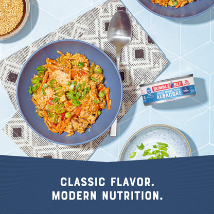 Bumble Bee Solid White Albacore Tuna in Water, 5 oz Can (Pack of 8) - Wild Caught Tuna - 29g Protein per Serving, High in Omega-3s - Non-GMO Project Verified, Gluten Free, Kosher