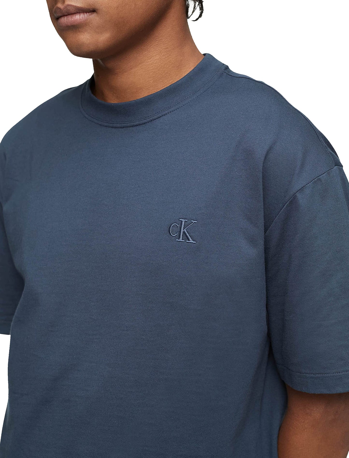 Calvin Klein Men's Relaxed Fit Monogram Logo Crewneck T-Shirt Ink