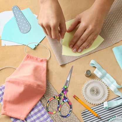 Hisuper Sewing scissors sharp scissors Embroidery Scissors Crafting Threading Scissors with Leather Scissors Cover for Needlework Craft Art Work Manual Sewing Handicraft DIY Tool Black Flower