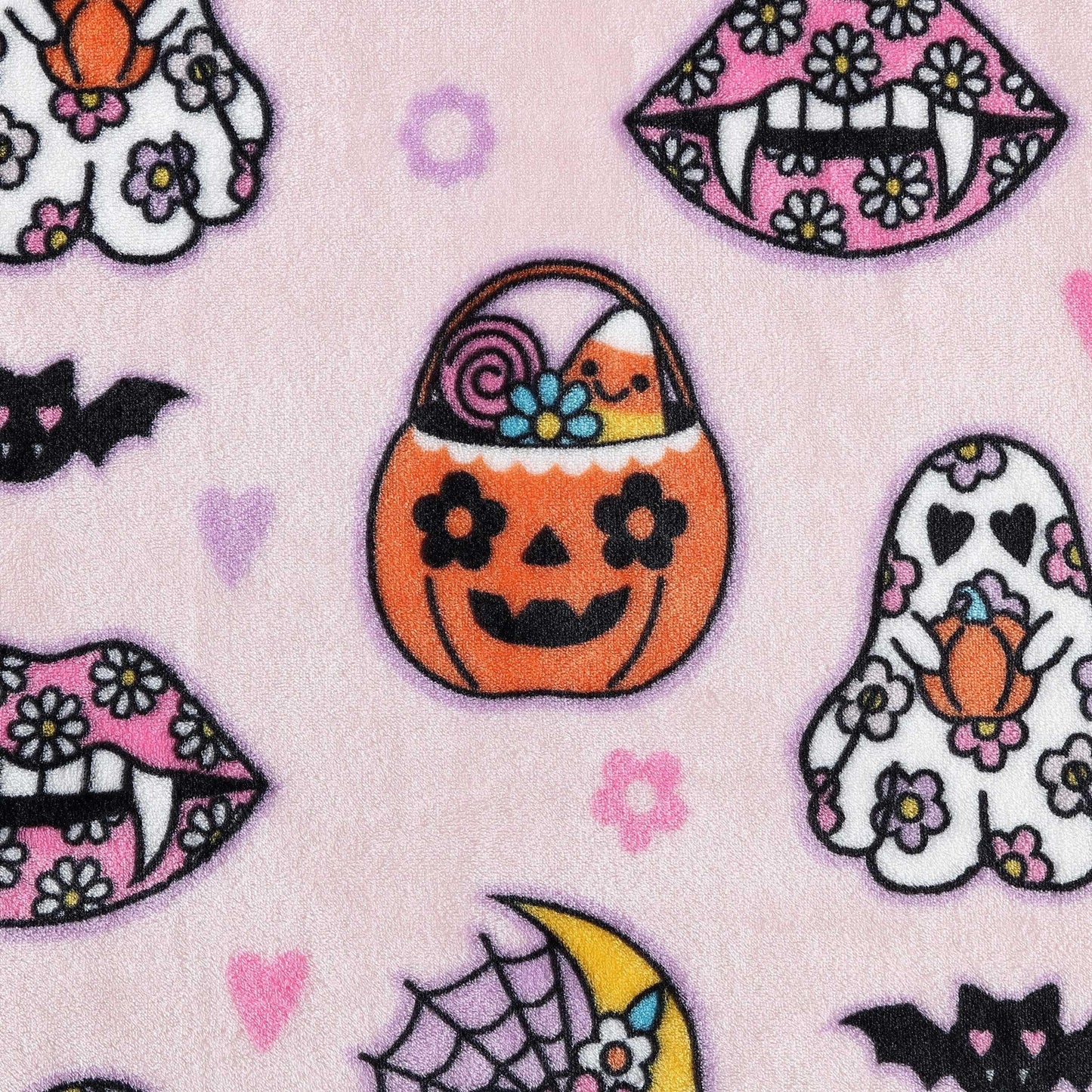 Betsey Johnson - Blanket, Buttery-Soft Throw Blanket for Couch or Bed, Boldly Plush & Oversized Bedding, Halloween Decor (Retro Halloween Pink, 50" x 70")